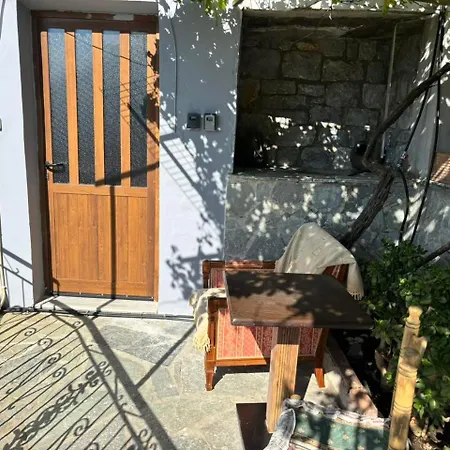 Apartment βαχος 2 Tseratsia